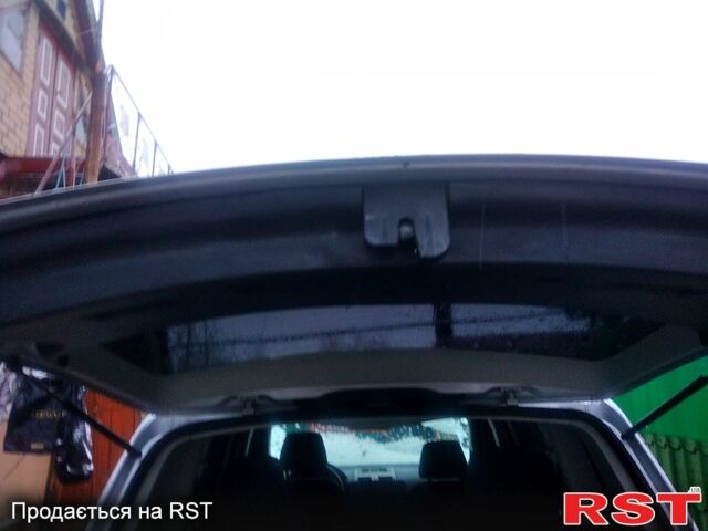 Серый Фольксваген Туран, объемом двигателя 1.4 л и пробегом 330 тыс. км за 6900 $, фото 1 на Automoto.ua