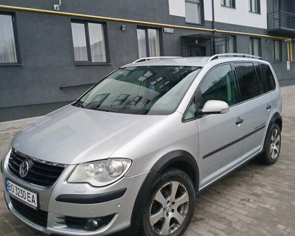 Сірий Фольксваген Туран, об'ємом двигуна 1.4 л та пробігом 255 тис. км за 7200 $, фото 1 на Automoto.ua