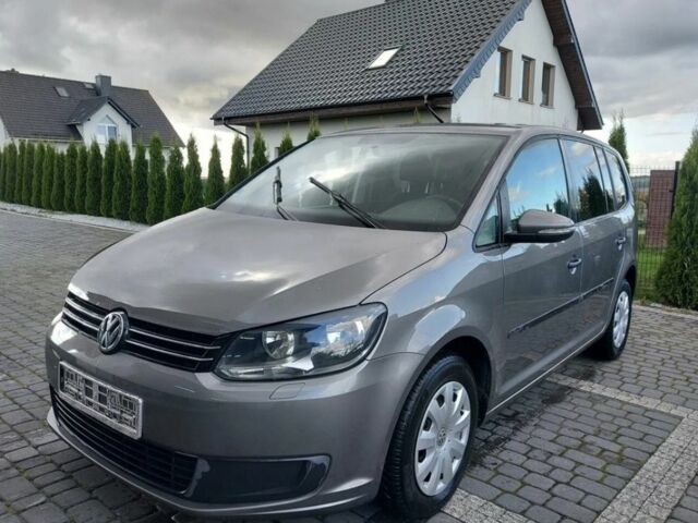 Серый Фольксваген Туран, объемом двигателя 0 л и пробегом 200 тыс. км за 4200 $, фото 1 на Automoto.ua