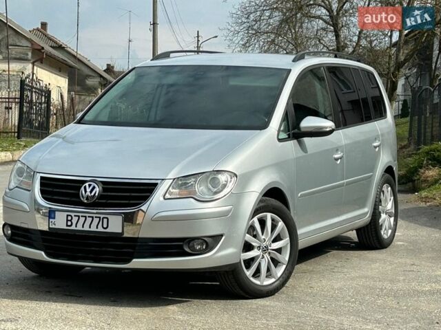 Сірий Фольксваген Туран, об'ємом двигуна 1.4 л та пробігом 197 тис. км за 7900 $, фото 1 на Automoto.ua