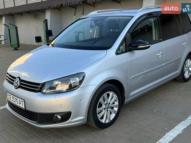 Сірий Фольксваген Туран, об'ємом двигуна 1.6 л та пробігом 210 тис. км за 10500 $, фото 1 на Automoto.ua