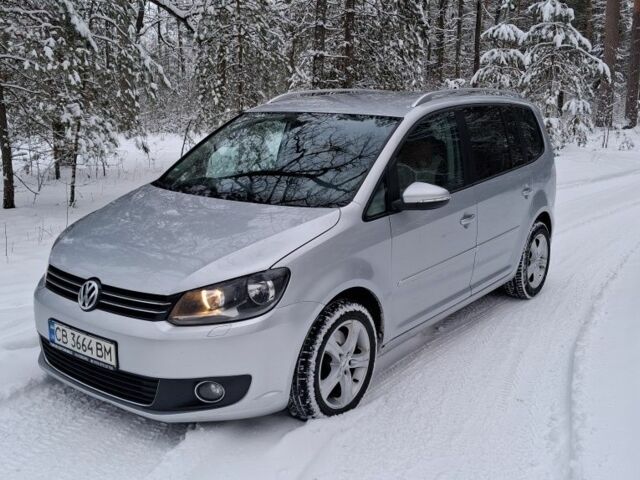 Сірий Фольксваген Туран, об'ємом двигуна 0 л та пробігом 260 тис. км за 9500 $, фото 1 на Automoto.ua