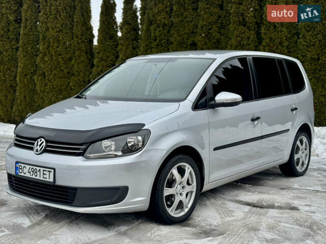 Сірий Фольксваген Туран, об'ємом двигуна 1.6 л та пробігом 263 тис. км за 8999 $, фото 1 на Automoto.ua