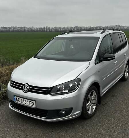 Сірий Фольксваген Туран, об'ємом двигуна 1.97 л та пробігом 318 тис. км за 9500 $, фото 1 на Automoto.ua