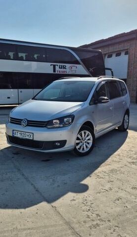 Серый Фольксваген Туран, объемом двигателя 1.97 л и пробегом 264 тыс. км за 11450 $, фото 1 на Automoto.ua