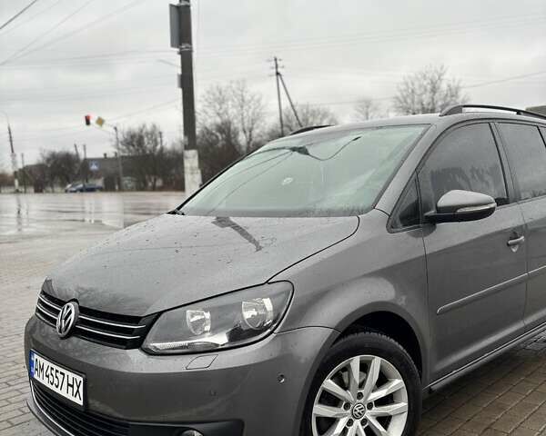 Сірий Фольксваген Туран, об'ємом двигуна 1.6 л та пробігом 250 тис. км за 11500 $, фото 1 на Automoto.ua