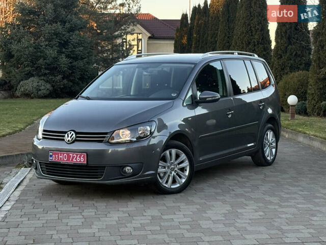 Серый Фольксваген Туран, объемом двигателя 1.6 л и пробегом 189 тыс. км за 11950 $, фото 1 на Automoto.ua
