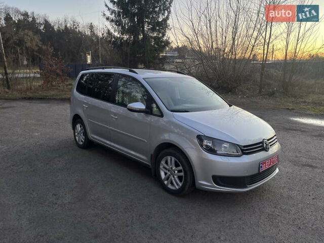 Серый Фольксваген Туран, объемом двигателя 1.4 л и пробегом 203 тыс. км за 8500 $, фото 1 на Automoto.ua