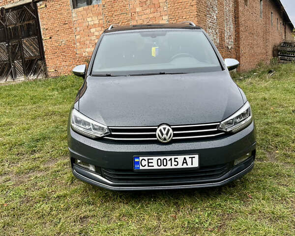 Сірий Фольксваген Туран, об'ємом двигуна 1.97 л та пробігом 279 тис. км за 18300 $, фото 1 на Automoto.ua