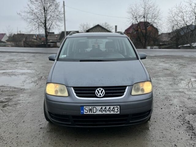 Серый Фольксваген Туран, объемом двигателя 0 л и пробегом 350 тыс. км за 3100 $, фото 1 на Automoto.ua