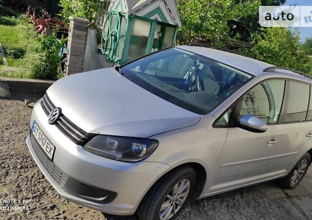 Сірий Фольксваген Туран, об'ємом двигуна 1.6 л та пробігом 120 тис. км за 10750 $, фото 1 на Automoto.ua