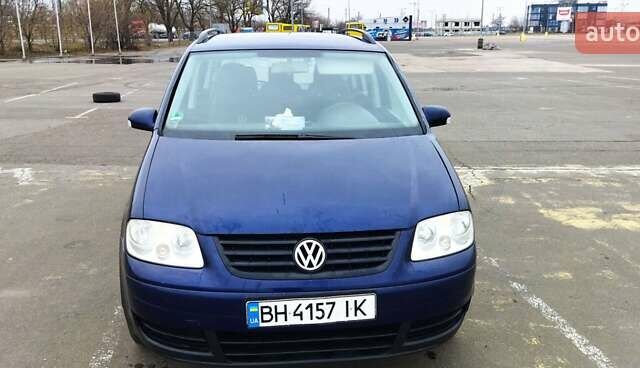 Синій Фольксваген Туран, об'ємом двигуна 1.9 л та пробігом 432 тис. км за 4900 $, фото 1 на Automoto.ua