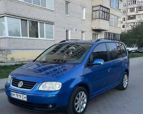 Синий Фольксваген Туран, объемом двигателя 1.6 л и пробегом 340 тыс. км за 6000 $, фото 1 на Automoto.ua