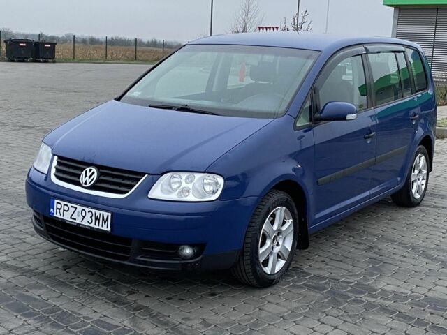 Синий Фольксваген Туран, объемом двигателя 1.9 л и пробегом 260 тыс. км за 3350 $, фото 1 на Automoto.ua