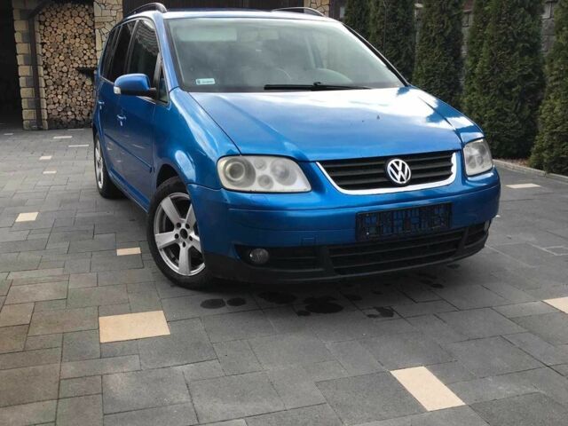 Синий Фольксваген Туран, объемом двигателя 2 л и пробегом 340 тыс. км за 2650 $, фото 1 на Automoto.ua