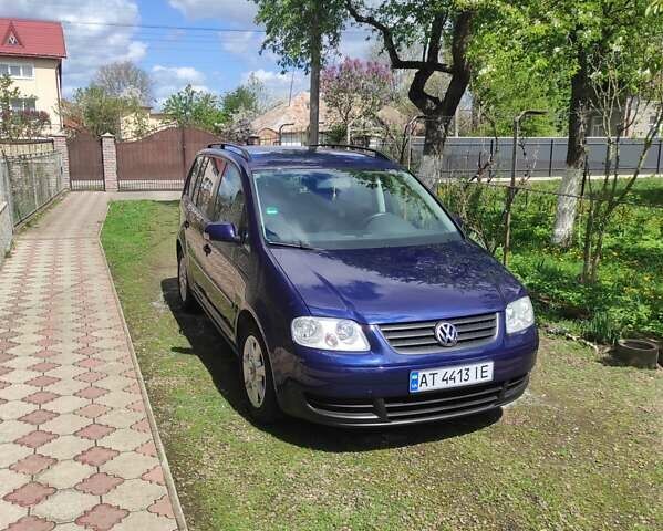 Синій Фольксваген Туран, об'ємом двигуна 1.6 л та пробігом 196 тис. км за 6600 $, фото 1 на Automoto.ua