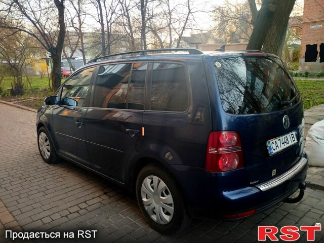 Синий Фольксваген Туран, объемом двигателя 1.4 л и пробегом 150 тыс. км за 6100 $, фото 1 на Automoto.ua