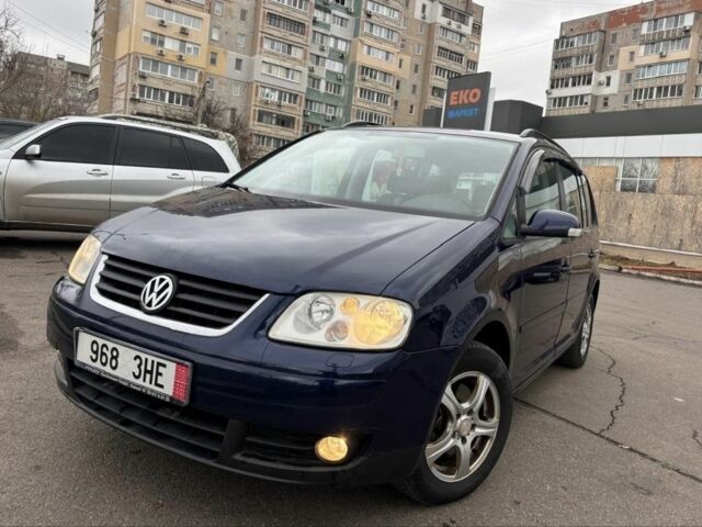 Синій Фольксваген Туран, об'ємом двигуна 1.9 л та пробігом 320 тис. км за 2800 $, фото 1 на Automoto.ua