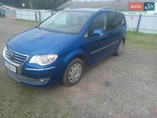 Синий Фольксваген Туран, объемом двигателя 1.39 л и пробегом 199 тыс. км за 6500 $, фото 1 на Automoto.ua