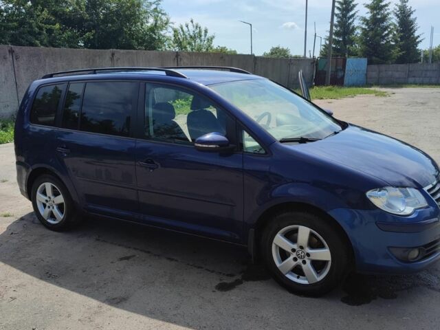 Синій Фольксваген Туран, об'ємом двигуна 1.9 л та пробігом 300 тис. км за 6900 $, фото 1 на Automoto.ua