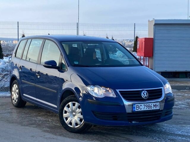 Синій Фольксваген Туран, об'ємом двигуна 1.9 л та пробігом 260 тис. км за 8500 $, фото 1 на Automoto.ua