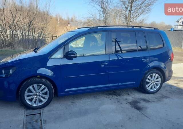 Синий Фольксваген Туран, объемом двигателя 1.97 л и пробегом 338 тыс. км за 10000 $, фото 1 на Automoto.ua