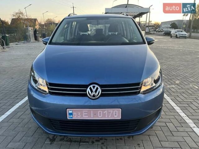 Синий Фольксваген Туран, объемом двигателя 1.6 л и пробегом 234 тыс. км за 8500 $, фото 1 на Automoto.ua