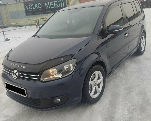Синій Фольксваген Туран, об'ємом двигуна 1.6 л та пробігом 265 тис. км за 10200 $, фото 1 на Automoto.ua