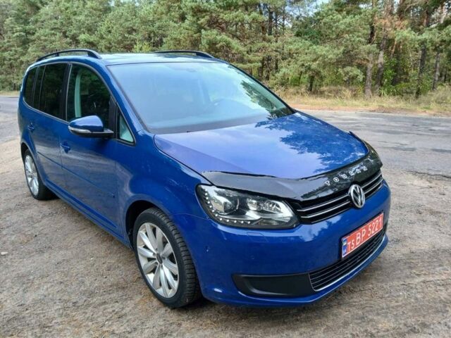 Синій Фольксваген Туран, об'ємом двигуна 0 л та пробігом 300 тис. км за 8999 $, фото 1 на Automoto.ua