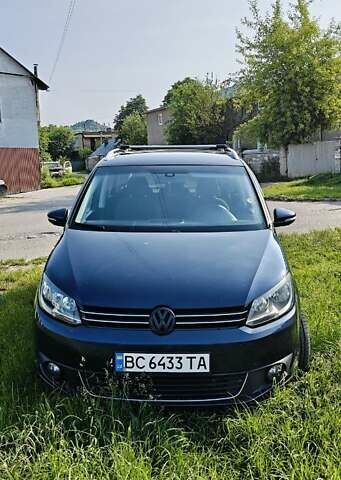Синій Фольксваген Туран, об'ємом двигуна 1.6 л та пробігом 260 тис. км за 10100 $, фото 1 на Automoto.ua