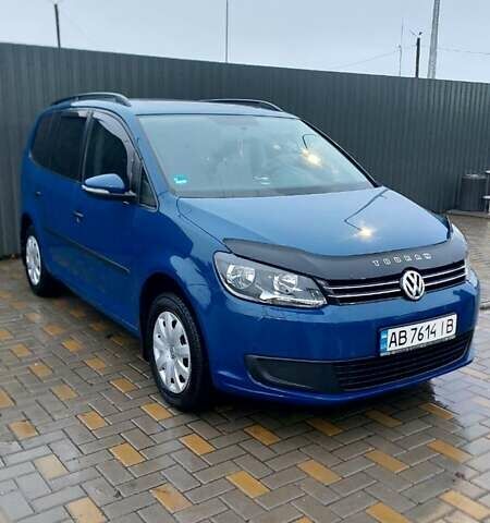 Синій Фольксваген Туран, об'ємом двигуна 1.6 л та пробігом 270 тис. км за 9200 $, фото 1 на Automoto.ua