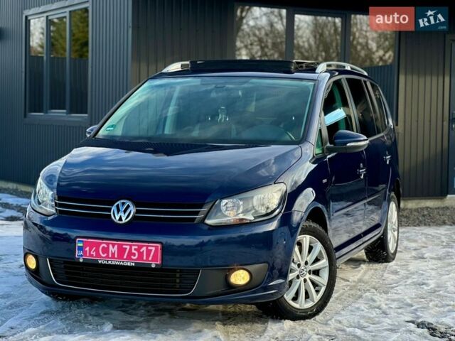 Синий Фольксваген Туран, объемом двигателя 2 л и пробегом 272 тыс. км за 11850 $, фото 1 на Automoto.ua