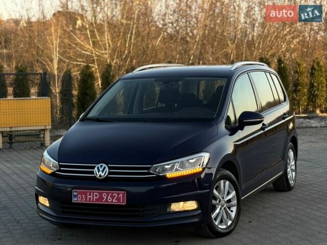 Синий Фольксваген Туран, объемом двигателя 1.6 л и пробегом 195 тыс. км за 14250 $, фото 1 на Automoto.ua