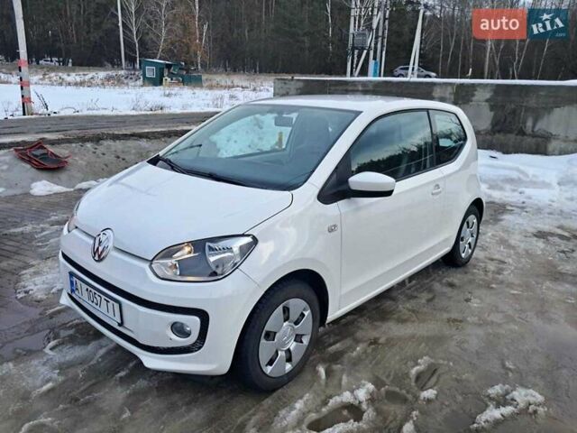 Белый Фольксваген Ап, объемом двигателя 1 л и пробегом 261 тыс. км за 4600 $, фото 1 на Automoto.ua
