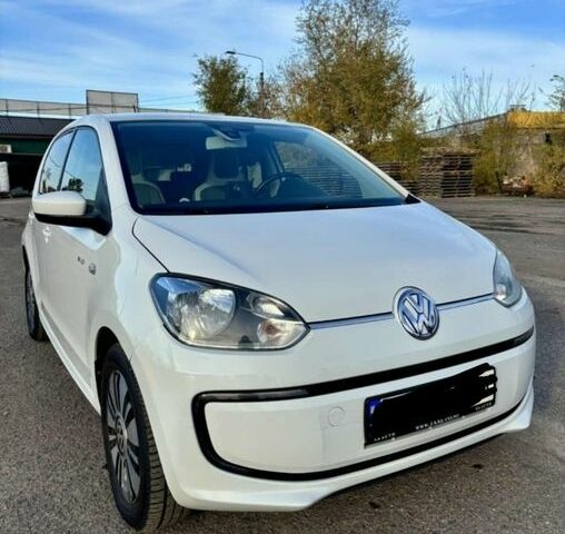 Білий Фольксваген Ап, об'ємом двигуна 0 л та пробігом 120 тис. км за 5950 $, фото 1 на Automoto.ua