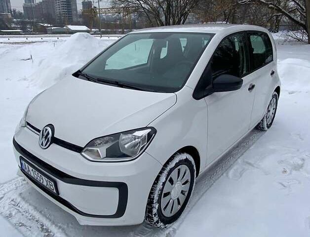 Білий Фольксваген Ап, об'ємом двигуна 1 л та пробігом 95 тис. км за 8000 $, фото 1 на Automoto.ua