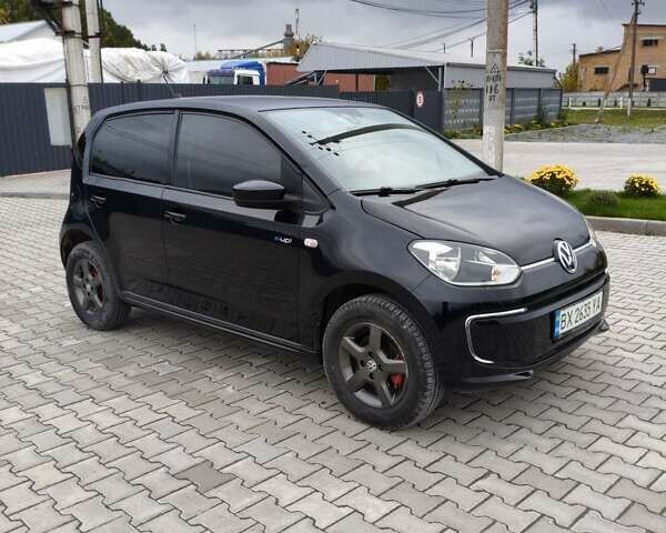 Чорний Фольксваген Ап, об'ємом двигуна 0 л та пробігом 113 тис. км за 5900 $, фото 1 на Automoto.ua