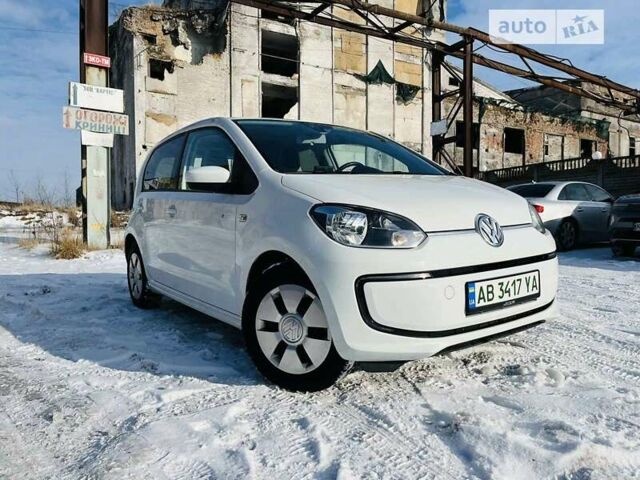 Фольксваген Ап, объемом двигателя 0 л и пробегом 119 тыс. км за 7200 $, фото 1 на Automoto.ua