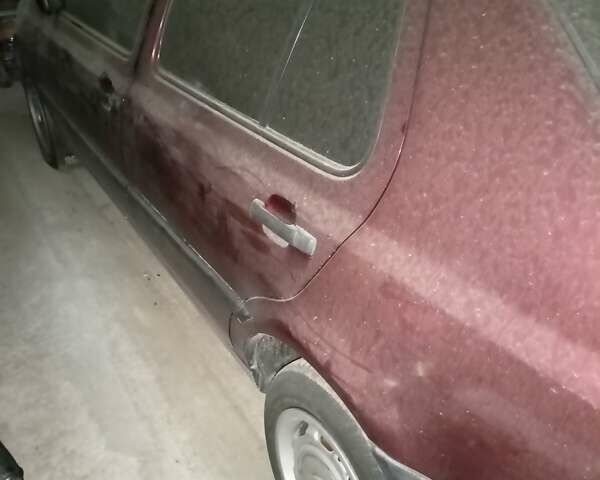 Червоний Фольксваген Венто, об'ємом двигуна 0 л та пробігом 300 тис. км за 2500 $, фото 1 на Automoto.ua