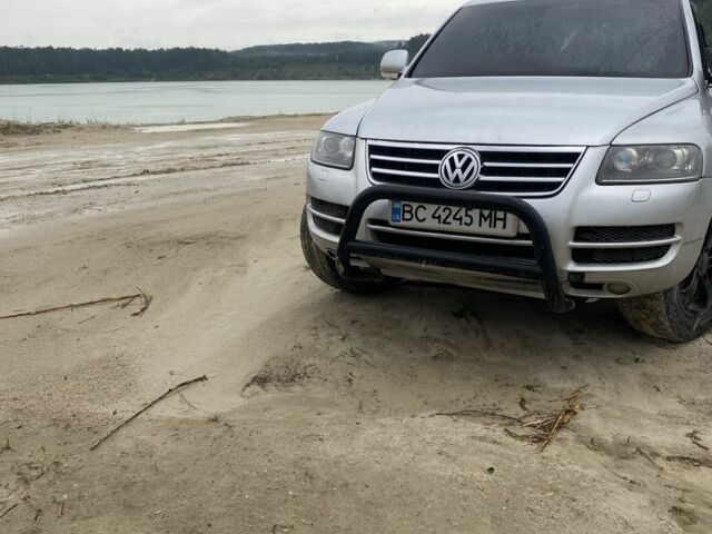 Серый Фольксваген Венто, объемом двигателя 3.6 л и пробегом 214 тыс. км за 8400 $, фото 1 на Automoto.ua