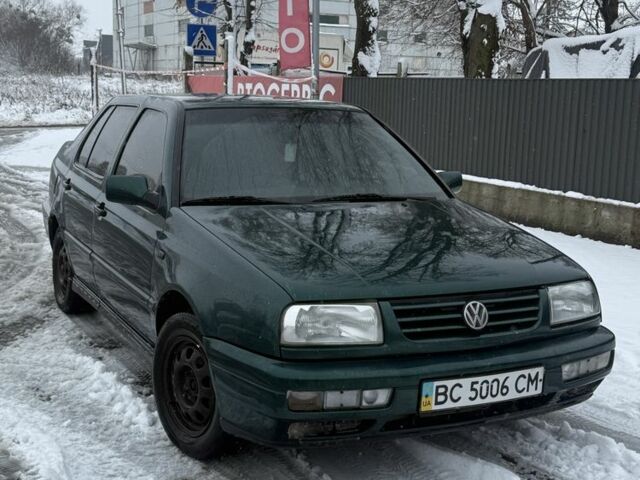 Зеленый Фольксваген Венто, объемом двигателя 1.9 л и пробегом 450 тыс. км за 1500 $, фото 1 на Automoto.ua