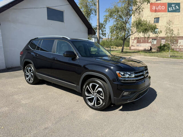 Чорний Фольксваген Atlas, об'ємом двигуна 3.6 л та пробігом 133 тис. км за 24900 $, фото 1 на Automoto.ua