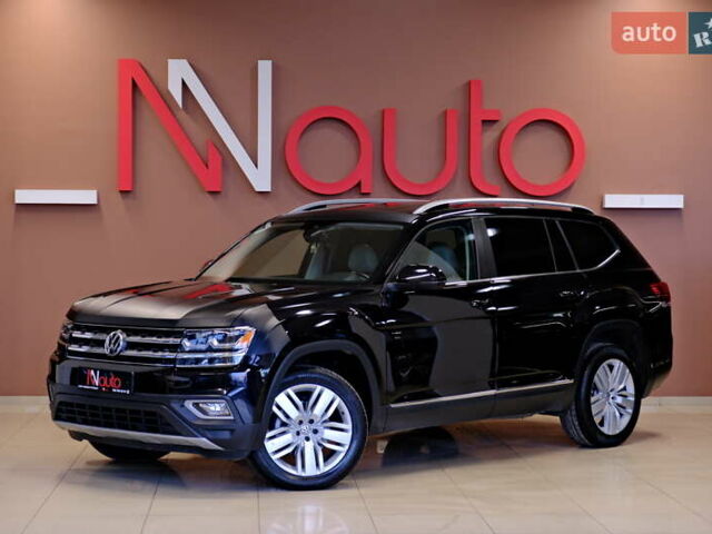 Черный Фольксваген Atlas, объемом двигателя 3.6 л и пробегом 96 тыс. км за 19900 $, фото 1 на Automoto.ua