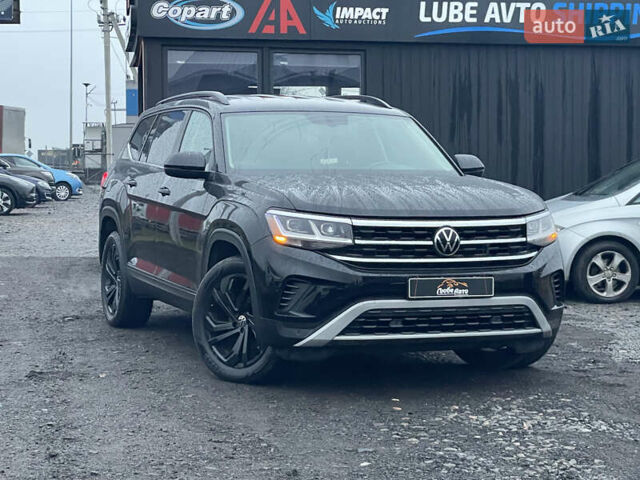 Чорний Фольксваген Atlas, об'ємом двигуна 3.6 л та пробігом 182 тис. км за 19800 $, фото 1 на Automoto.ua