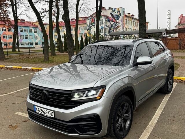 Серый Фольксваген Atlas, объемом двигателя 3.6 л и пробегом 66 тыс. км за 32000 $, фото 1 на Automoto.ua