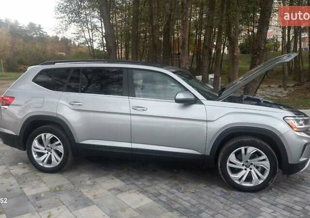 Сірий Фольксваген Atlas, об'ємом двигуна 3.6 л та пробігом 97 тис. км за 29900 $, фото 1 на Automoto.ua