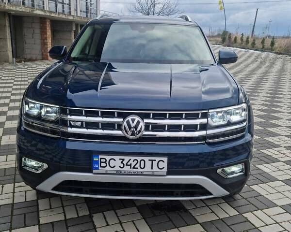 Синий Фольксваген Atlas, объемом двигателя 3.6 л и пробегом 143 тыс. км за 21500 $, фото 1 на Automoto.ua