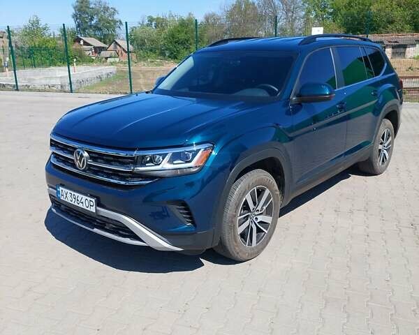 Синий Фольксваген Atlas, объемом двигателя 1.98 л и пробегом 49 тыс. км за 27700 $, фото 1 на Automoto.ua