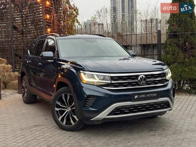 Синий Фольксваген Atlas, объемом двигателя 1.98 л и пробегом 9 тыс. км за 32900 $, фото 1 на Automoto.ua