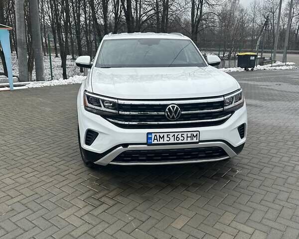 Фольксваген Atlas Cross Sport, об'ємом двигуна 2 л та пробігом 34 тис. км за 29900 $, фото 1 на Automoto.ua